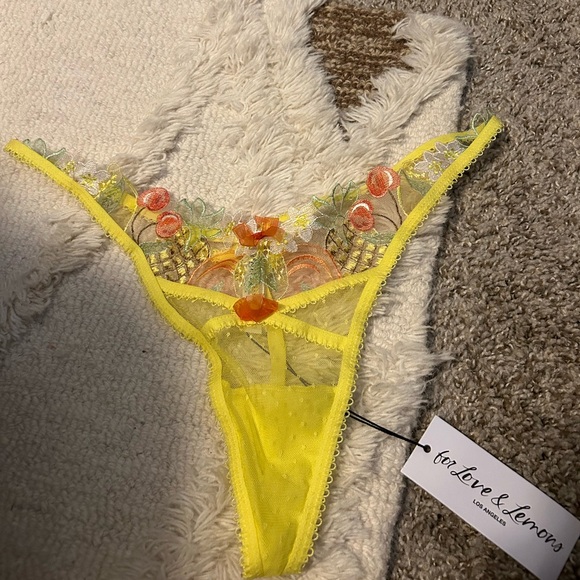 Bundle NWT Designer